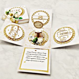 Exploding box komunijny otwarty – widok z góry